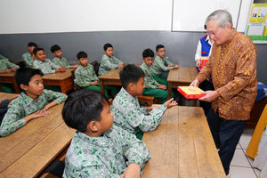 Santunan Podomoro Vimala - Panji 1.jpg