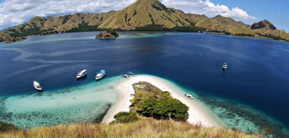 6 Rekomendasi Wisata dengan Pemandangan Alam di Labuan Bajo yang Wajib Dikunjungi