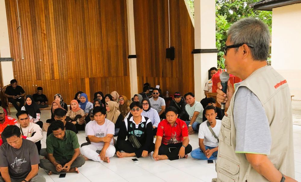 Teknikal meeting Maratua Run 2025 diikuti crew, anggota Karang Taruna dan Kelompok Sadar Wisata (Pokdarwis).