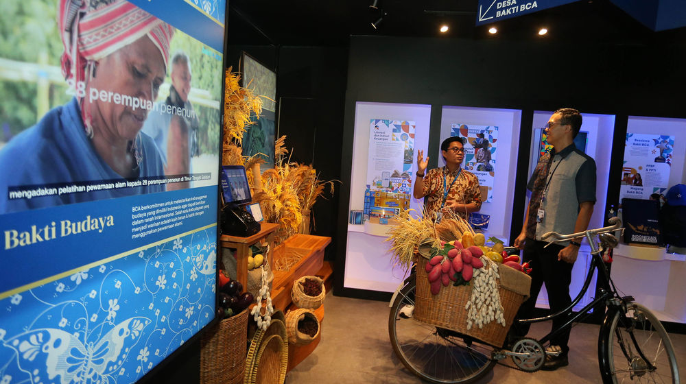 Media Tur BCA - Panji 1.jpg