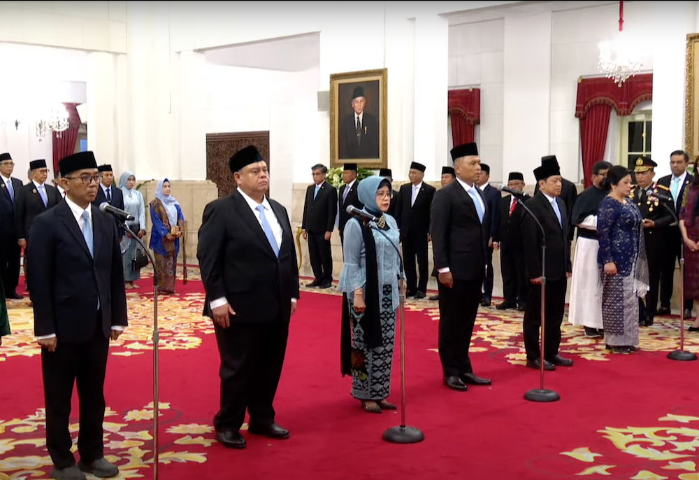 Presiden Prabowo Subianto melantik Menteri Pendidikan Tinggi, Sains, dan Teknologi Prof. Brian Yuliarto.