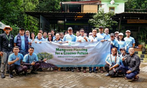 PT Inovasi Terdepan Nusantara - 360Kredi menunjukkan kepedulian terhadap lingkungan melalui kegiatan Corporate Social Responsibility (CSR) dengan menanam ratusan pohon mangrove. 