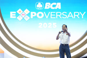 Pembukaan BCA Expoversary - Panji 2.jpg