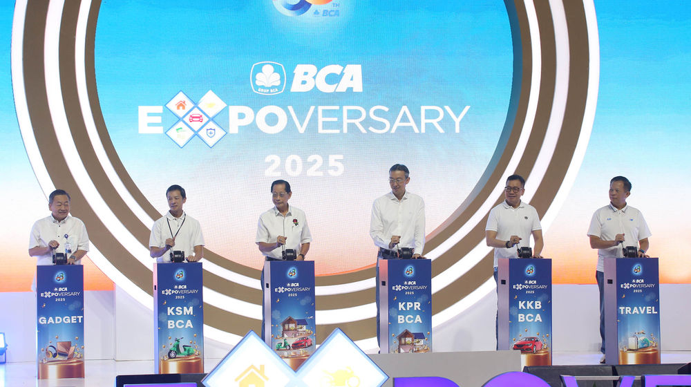 Pembukaan BCA Expoversary - Panji 1.jpg