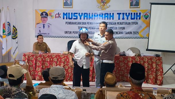 Jasa Raharja Bersama Mitra Sosialisasi Keselamatan Berlalu Lintas di Tiyuh