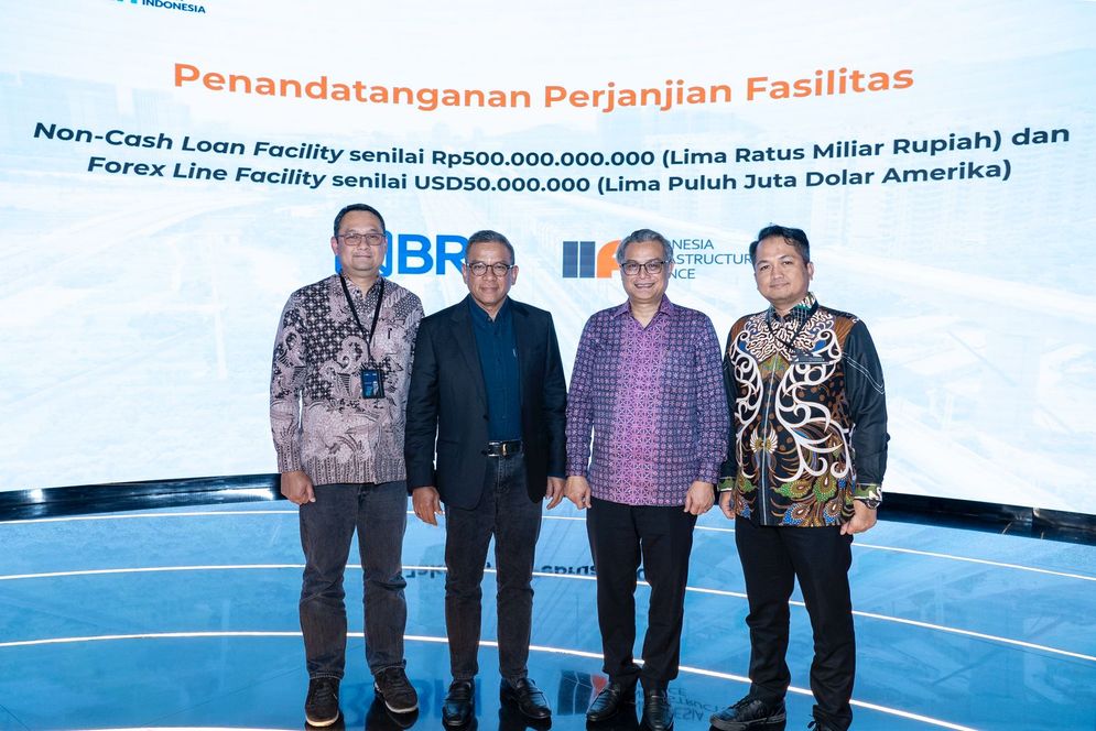 Dukung Pembangunan Sektor Infrastruktur Tanah Air, BRI Berikan Fasilitas Kredit Kepada Indonesia Infrastructure Finance (IIF)