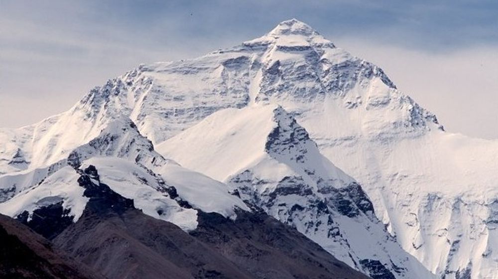 Carstensz Pyramid, Papua.