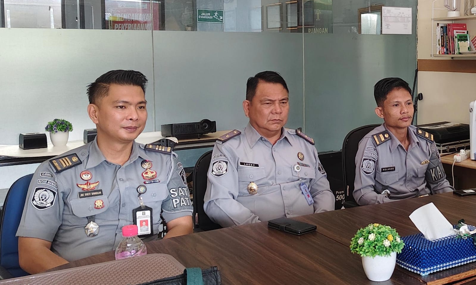 Pihak Rutan Manado mengikuti sosialisasi. (Foto:Istimewa)