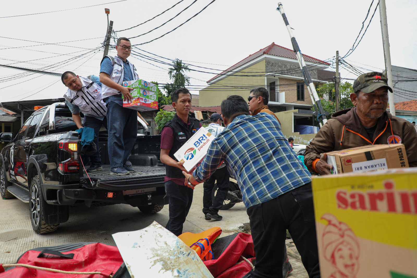 BRI Peduli Hadir untuk Korban Banjir Jabodetabek, Bantuan Langsung Disalurkan