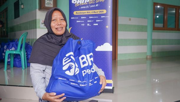 Berbagi Kebahagiaan Ramadan, BRI Group Donasikan 100.000 Paket Sembako