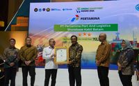 Implementasikan Keberlanjutan, Pertamina Port and Logistics Raih Penghargaan Green & Smart Port 2025