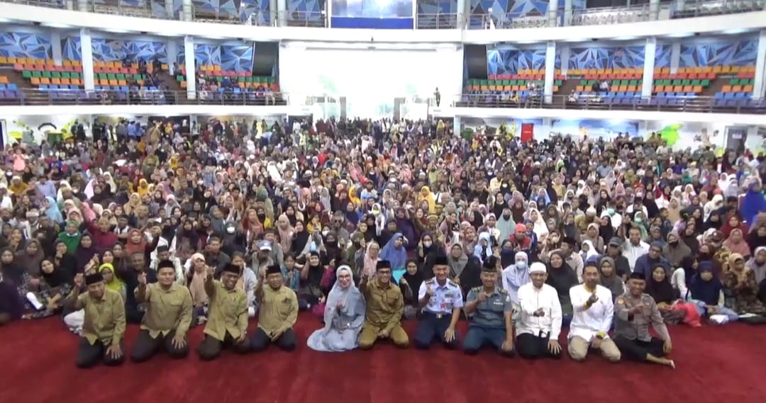 Zakat ASN Balikpapan diserahkan ke 2000 Mustahik