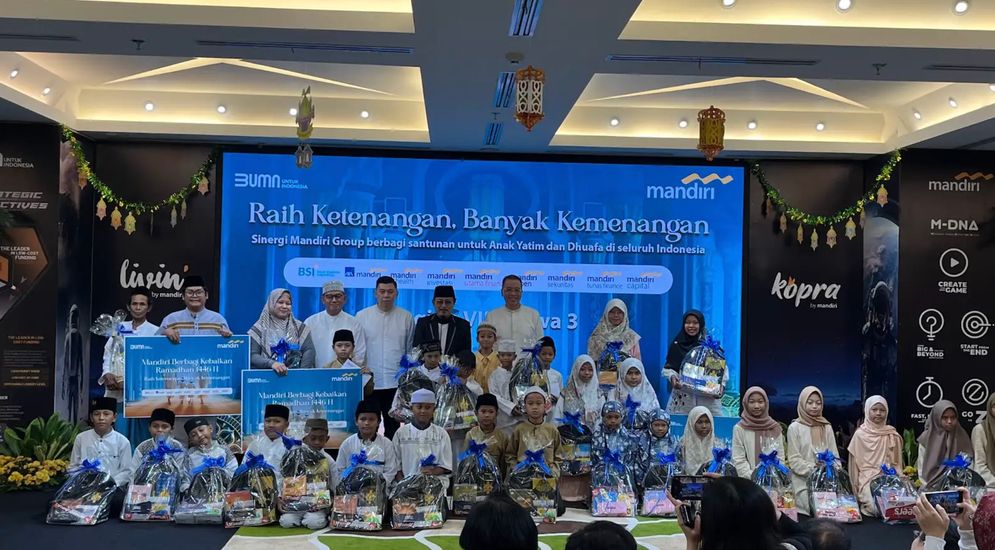 Berbagi Kebaikan Ramadan 1446 H,  Bank Mandiri Group Santuni 3.050 Anak Yatim, dan Lansia di Jawa Timur