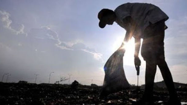 CERPEN: Guru Plastik dan Botol Kaleng