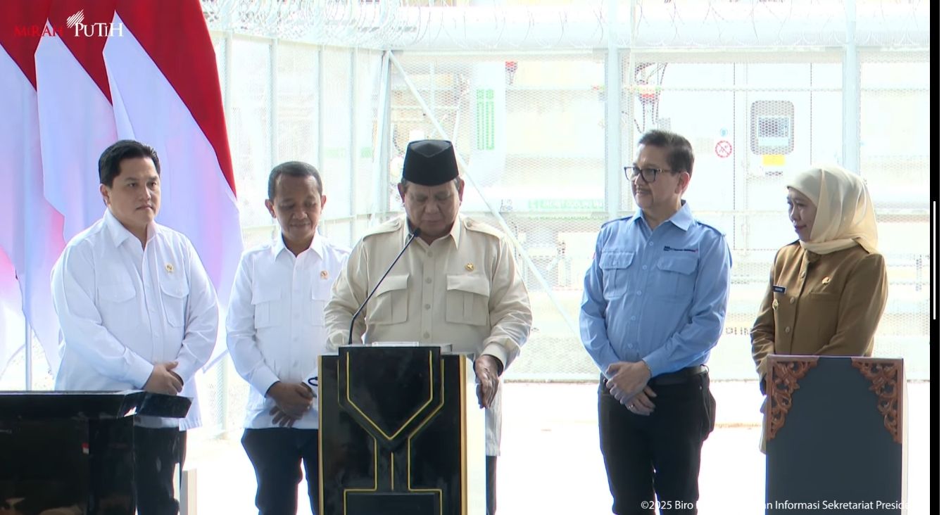 peresmian Precious Metal Refinery (PMR) milik PT Freeport Indonesia di Gresik, Jawa Timur, pada Senin, 17 Maret 2025.