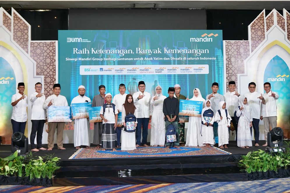 Berbagi Kebaikan Ramadan 1446 H, Bank Mandiri Group Santuni 2.050 Anak Yatim, Lansia dan 35 Yayasan di Sulawesi dan Maluku