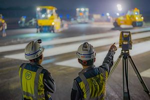 PTPP Rampungkan 83,98 Persen Pekerjaan Overlay Runway Selatan Bandara Internasional Soetta