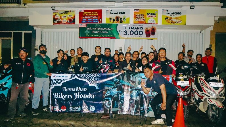 Bikers Honda Balikpapan Berbagi Sahur dan Pererat Silaturahmi di Ramadan.
