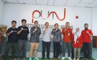 Transformasi Pendidikan Digital, IDCloudHost Hibahkan Server ke Telkom University