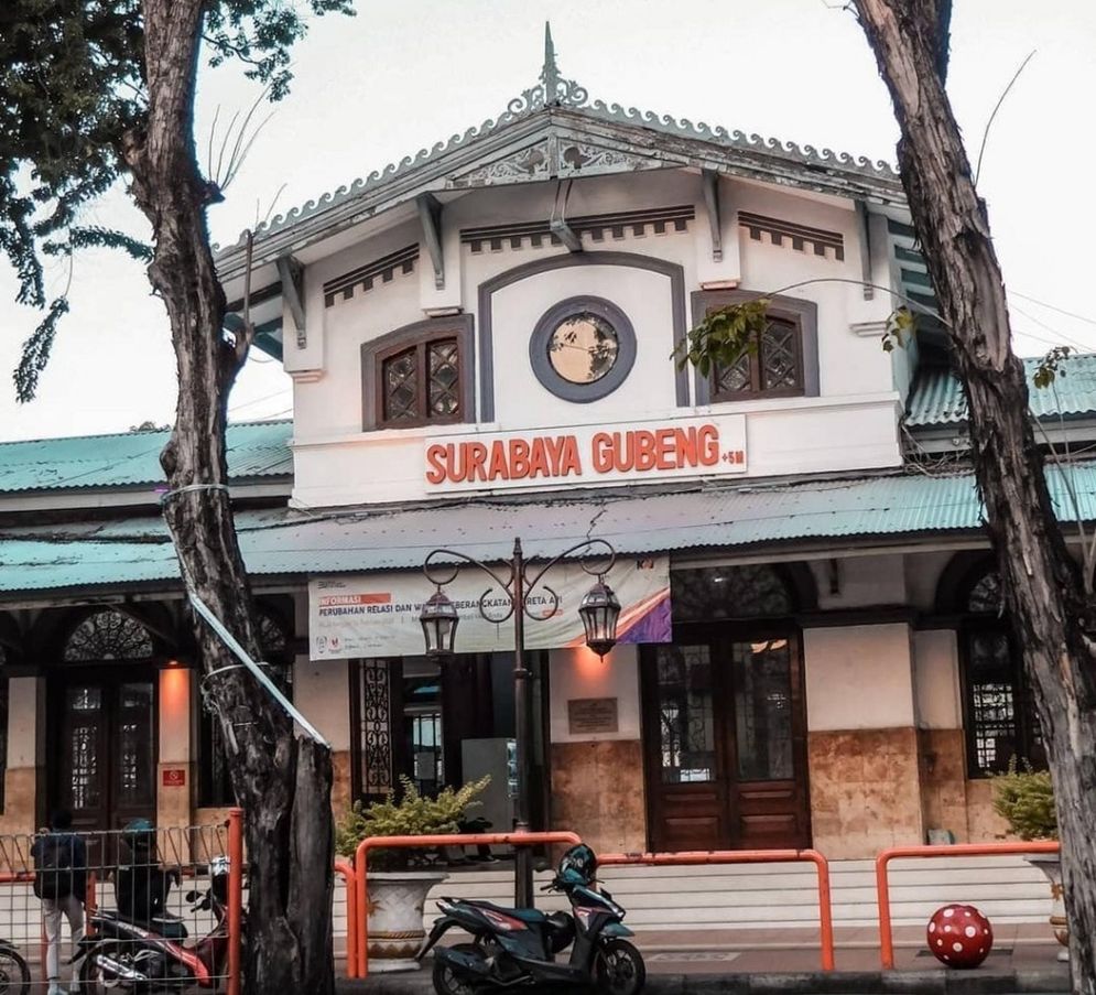 gubeng.jpg