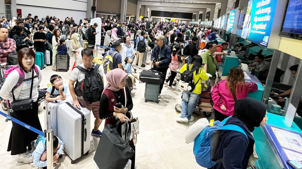 Puncak Mudik Bandara - Panji 2.jpg