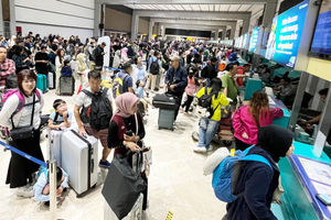 Puncak Mudik Bandara - Panji 2.jpg