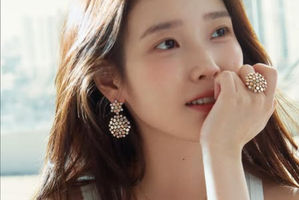 Penyanyi asal Korea Selatan, IU.