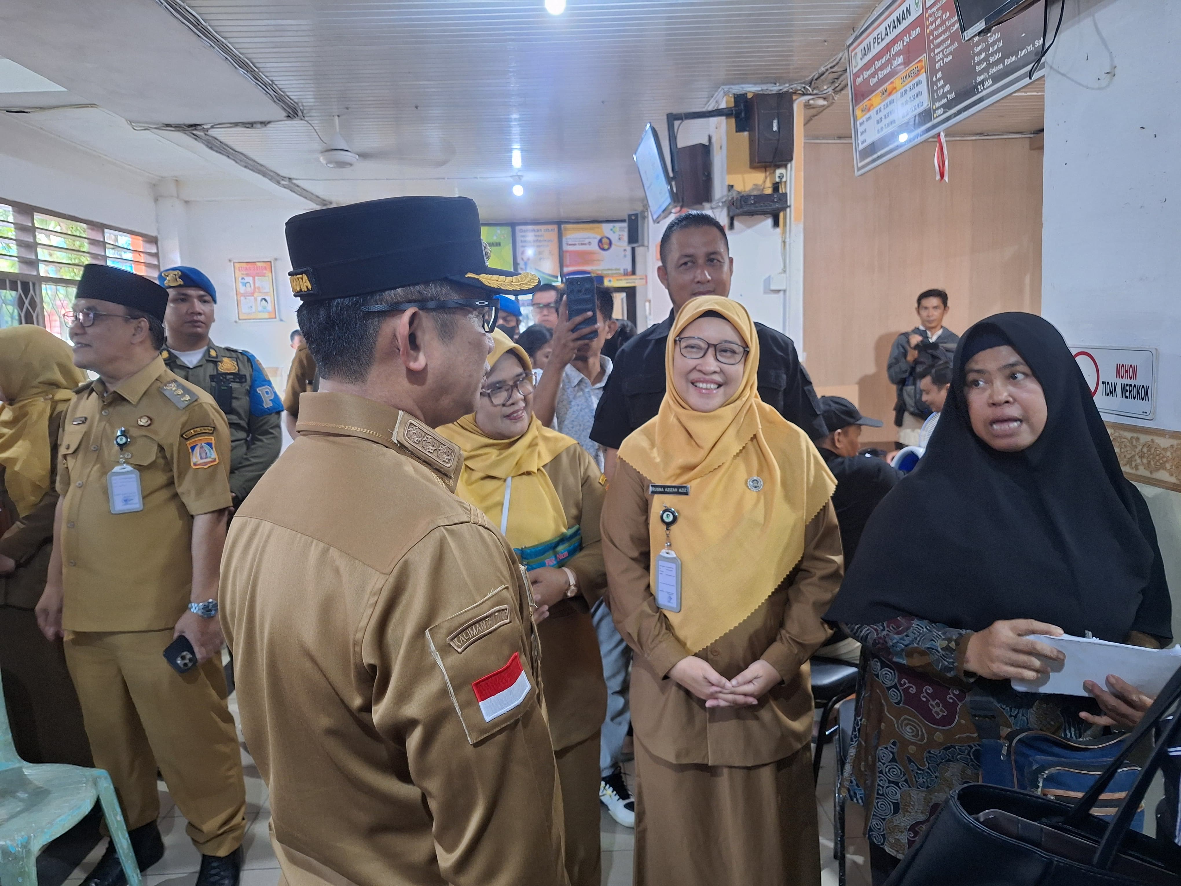 Wali Kota Balikpapan Rahmad Masud saat melakukan sidak di Puskesmas Klandasan Ilir.