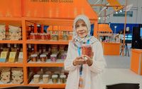 Pemberdayaan BRI Berhasil Buat Pengusaha Kue Ini Semakin Berkembang