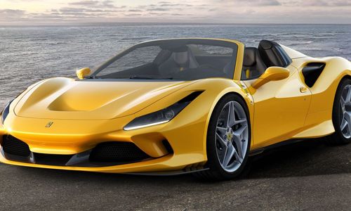Ferrari F8 Spider.