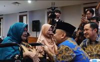 Pemkot Depok meluncurkan program Depok Sayang Ama Emak.