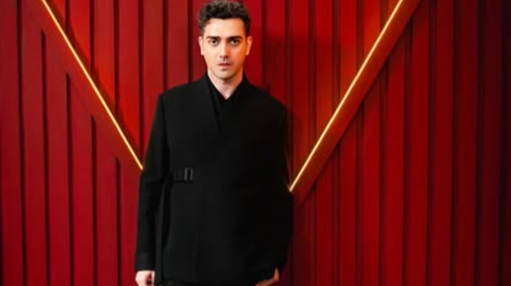 Aktor Indonesia Fachri Albar.