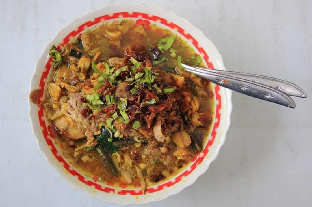 Kuliner khas Banyuwangi, Rujak Soto.