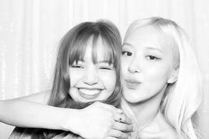 Rose dan Lisa BLACKPINK.