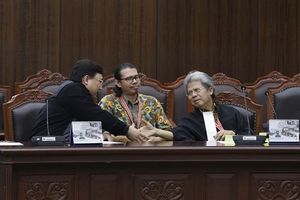 Para pemohon dan kuasanya dalam sidang Pengucapan Putusan Nomor 105/PUU-XXII/2024 yang dipimpin Ketua MK Suhartoyo, Selasa, 29 April 2025. 