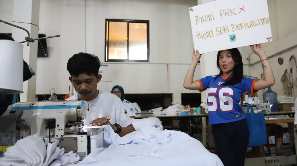 Aksi Fashion Peduli UMKM - Panji 1.jpg