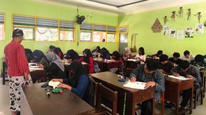 Dosen Pendidikan Seni Rupa UNY Kembangkan Pembelajaran Creativepreneur