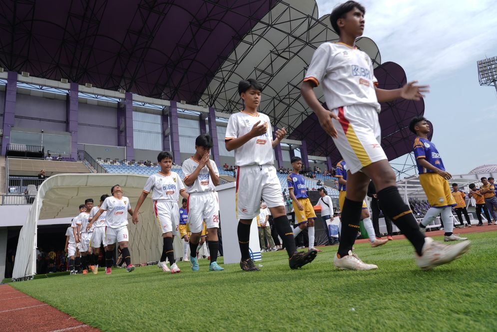 BRI Perkuat Ekosistem Sepak Bola Usia Dini dengan Dukung Liga Kompas U-14