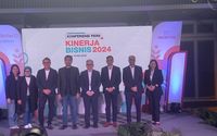 Jajaran direksi Prudential Indonesia dalam konferensi pers paparan kinerja tahun 2024 di Jakarta, Kamis, 8 Mei 2025.