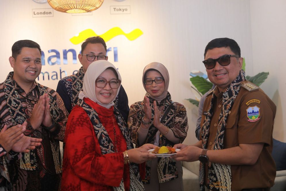 Dukung UMKM Go International, Bank Mandiri Luncurkan Rumah Ekspor Garut