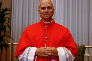 Robert Francis Prevost atau Paus Leo XIV.