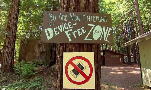 Ilustrasi digital detox.