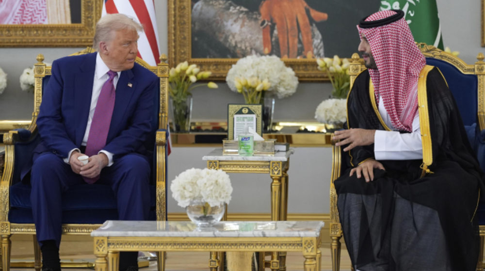trump in saudi.png