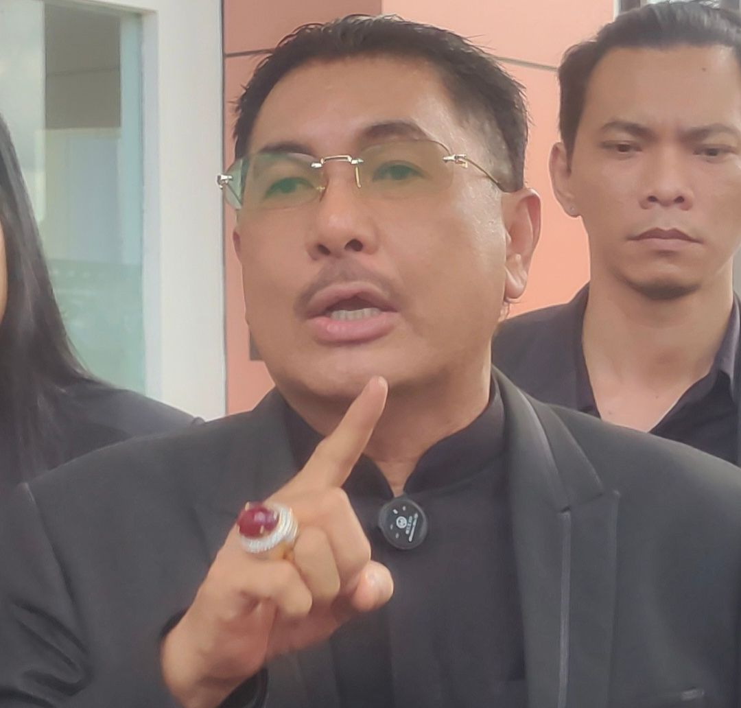 Santrawan Paparang, kuasa hukum AGK. (Foto:Mike)