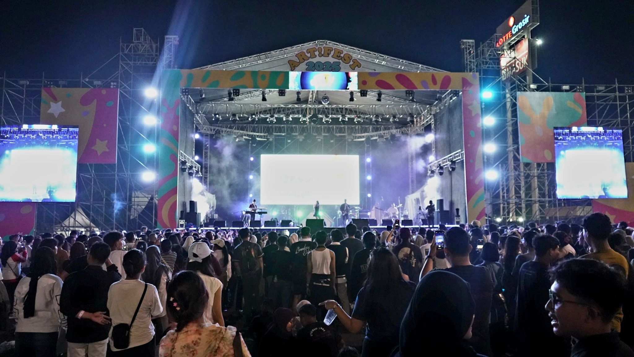 Art! Fest 2025, festival seni dan musik berskala besar yang pertama kalinya digelar di Kota Medan
