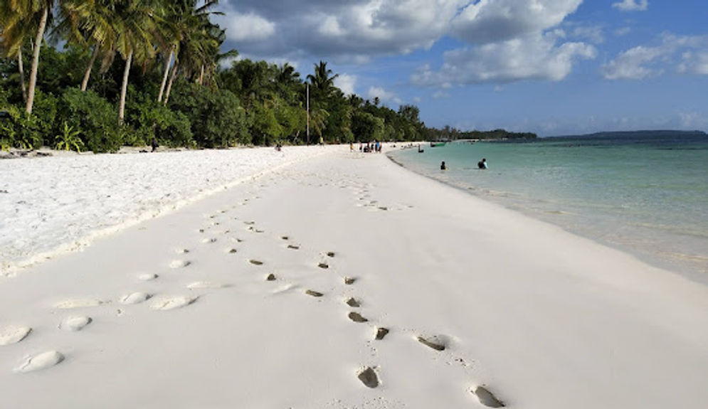 pantai ngg.jpg