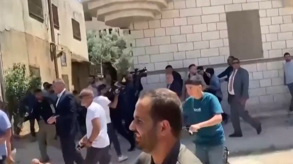 35 diplomat ditembaki.jpg