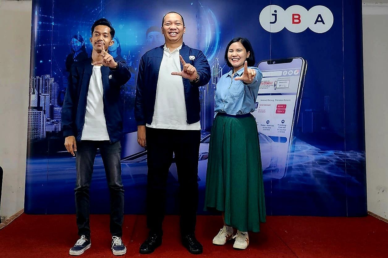 National Operations General Manager JBA Indonesia, Andri Budiharjo saat Auction Tour-JBA Medan