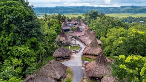 Wamenpar Ni Luh Puspa Respon Aksi Pungli di Destinasi Wisata di NTT