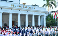 Peringatan Hari Lahir Pancasila yang diselenggarakan di Halaman Gedung Pancasila, Kementerian Luar Negeri, Jakarta, Jumat, 1 Juni 2018.